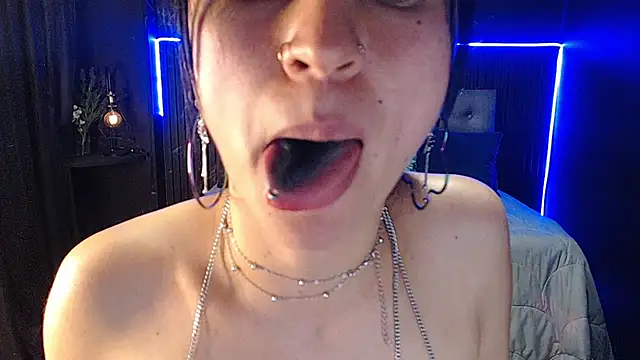Sophia_w_ live