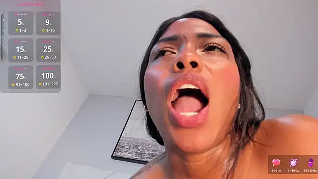 SANAIAHOT live