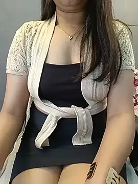 YourNickyy live