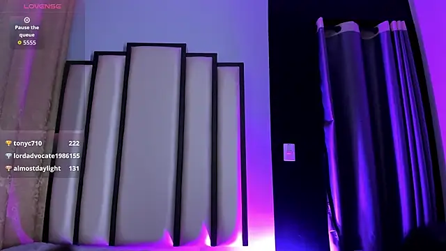 Maddie_01 live