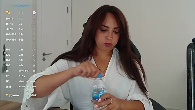 _Just_a_queen_3 live