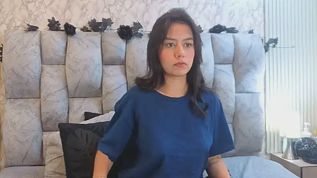Alahia_Bloom live