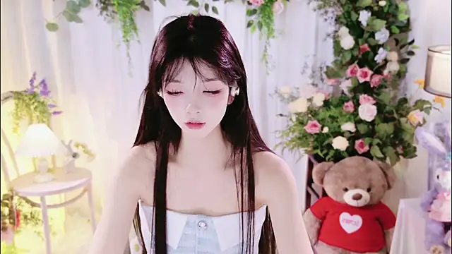 Zoe-001 live