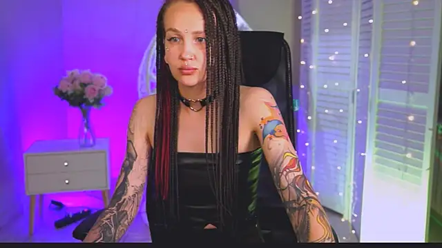 HarleyQuiver live