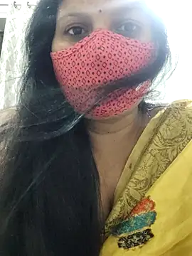 Monika121213 live