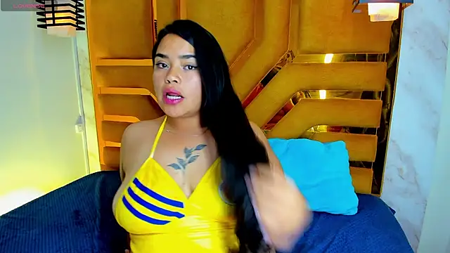 Violett_Cinnamon live
