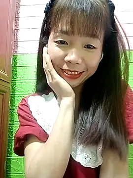 AmyLinee01 live
