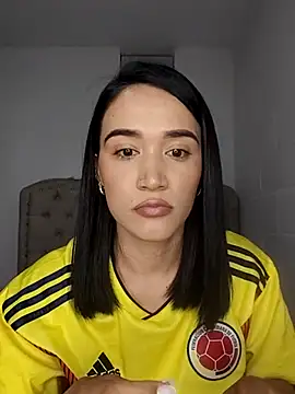 DaniRivers_ live