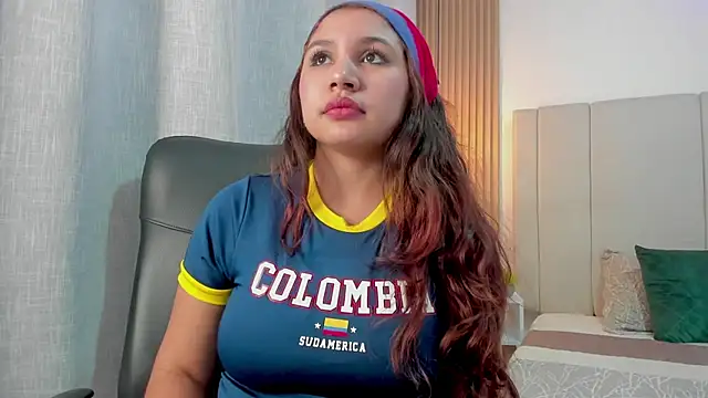 Victoria_Rosee live