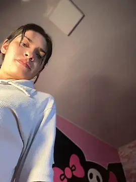 Stefany_LS live