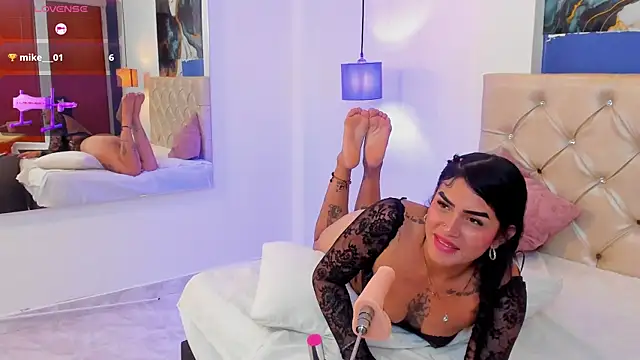 Alanna_Wild live