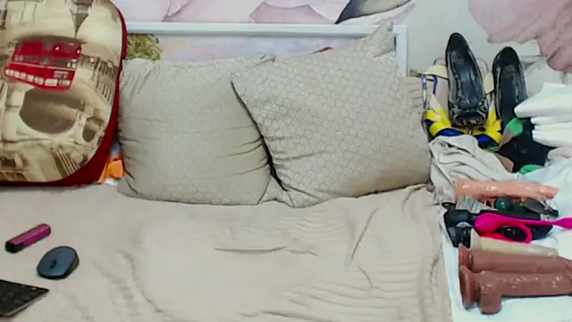 RinaMpornstar live