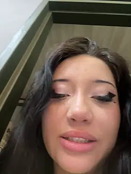 BarbieBonnet live
