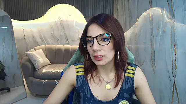nadia_r_ live