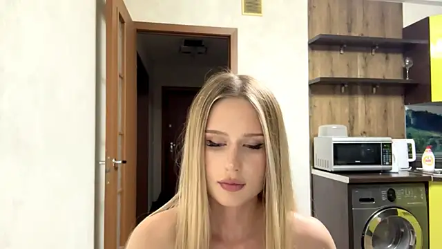 YelledBlink live