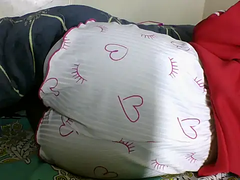 flirtycharm20 live