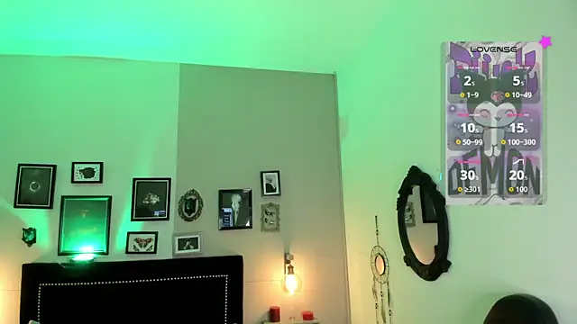 pinkk_deemon live