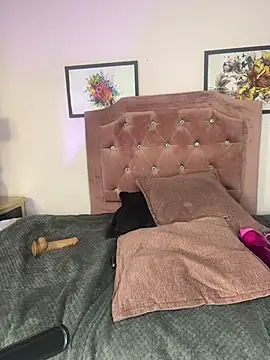 Maggiee_1 live