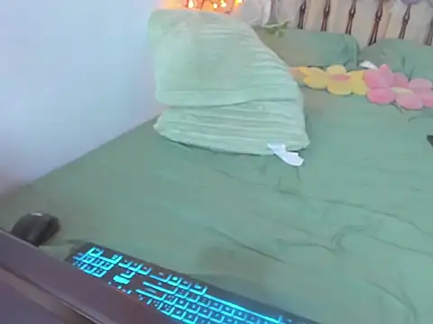 RubiFoxX live