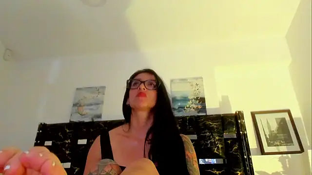 ZarayFeet live