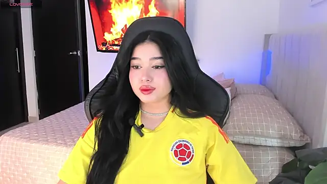 Abbye_blue01 live