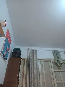 ZoeRocher live