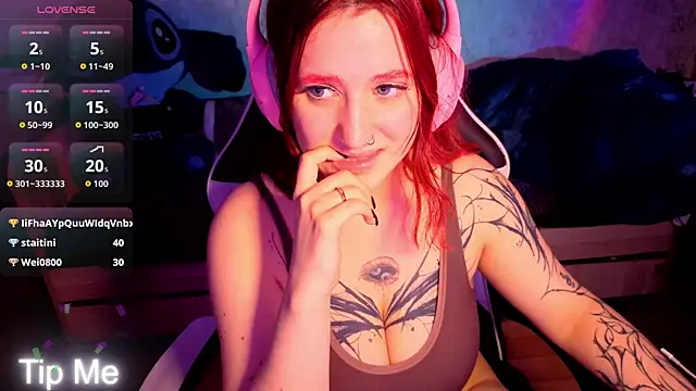 Mini_Lady1 live