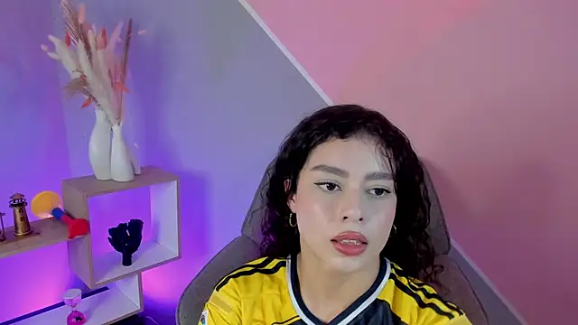 meloddy_rouss_ live