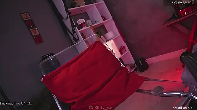 kitty_pruu live