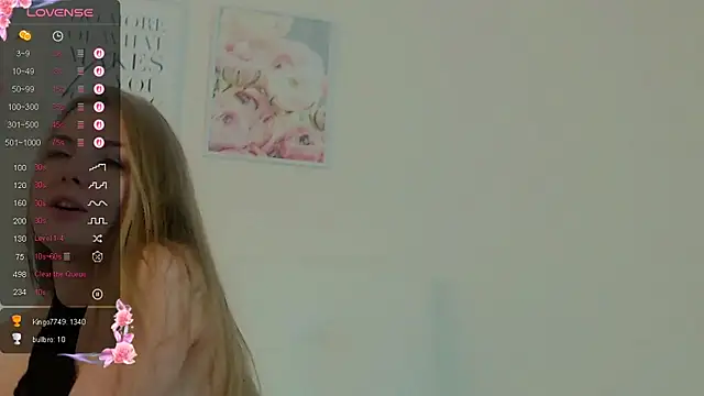 NicoleMacey_ live