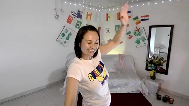 Lola_137 live