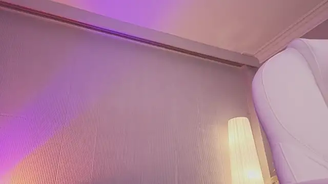 Stephany_Harlot live