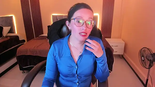 Victoria__blake_ live