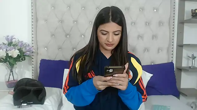 Abril_Squirt live