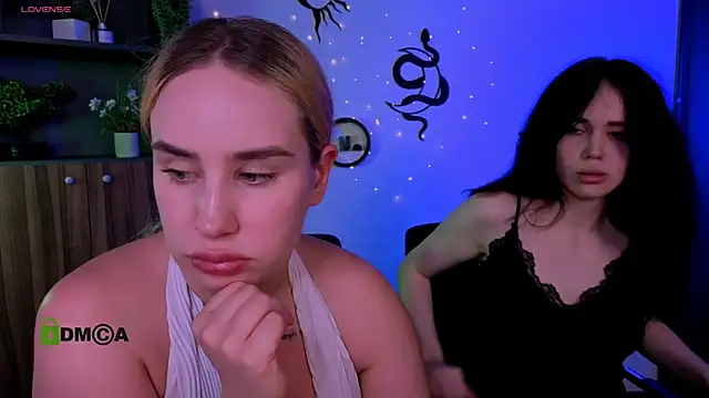 riley_sanders live