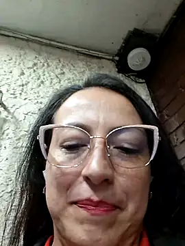 Lauryn_Jones live