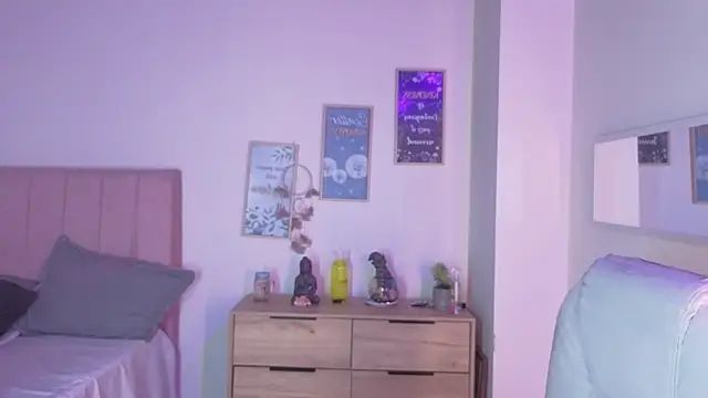 miia_thompson1 live
