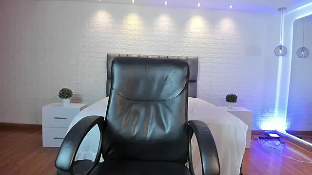 Lea_roussee live