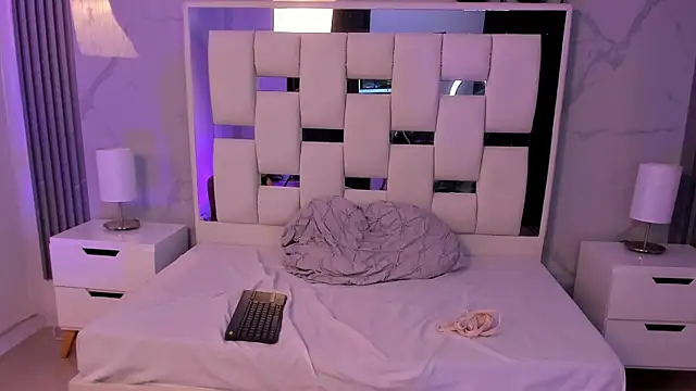 Lana_Hard_As live