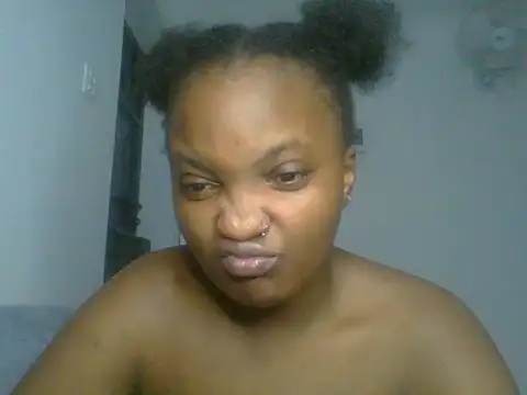Ebony_butt live