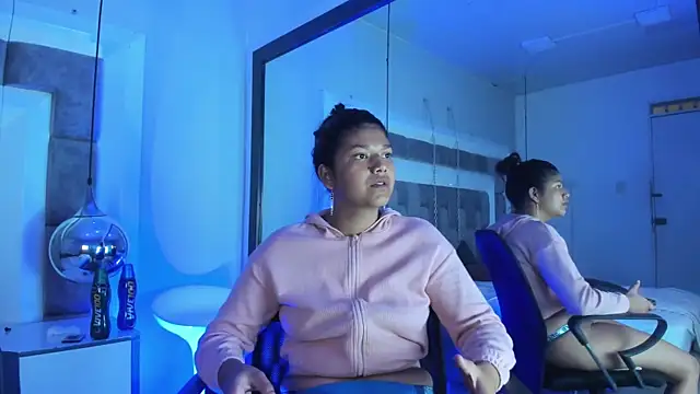 Natasha_Broown live