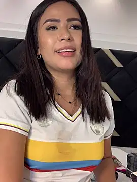 Lunara_Vall live
