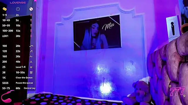 Mia_Castro_xx live