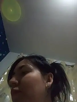 dhanya_moon live