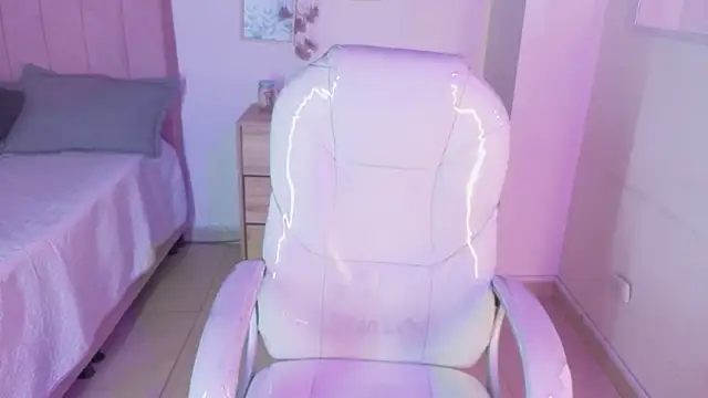 miia_thompson1 live