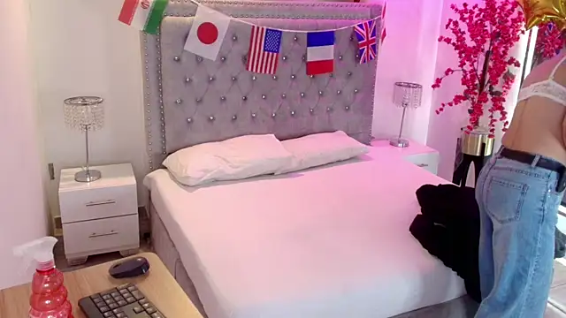 Juliieta_gray live