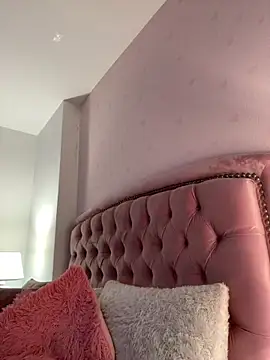 Bella__Wood live