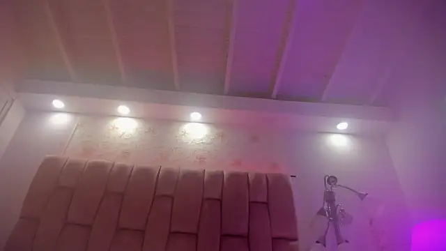 aishathornee live