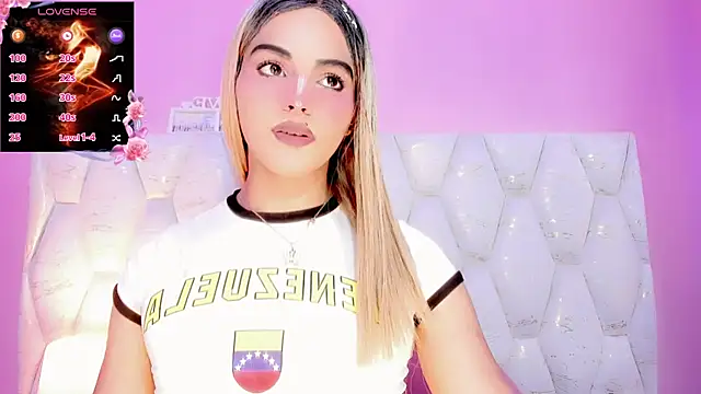 DaleskaSanchez live