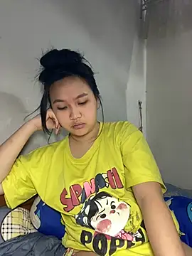 Almira6868 live